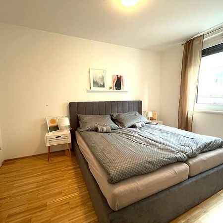 New I Stylish I Modern I Cozy Apartment เวียนนา ภายนอก รูปภาพ