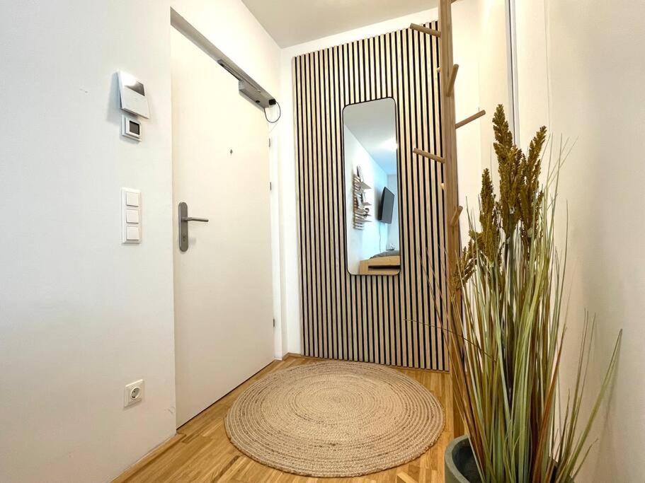 New I Stylish I Modern I Cozy Apartment เวียนนา ภายนอก รูปภาพ